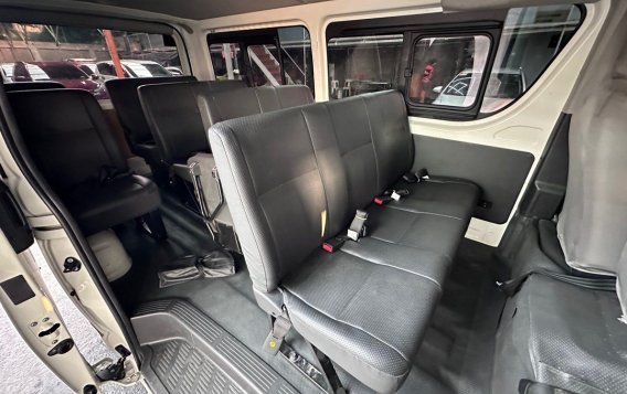 Sell White 2022 Toyota Hiace in Parañaque-3