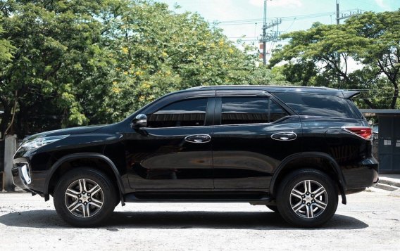 Sell Green 2018 Toyota Fortuner in Quezon City-3