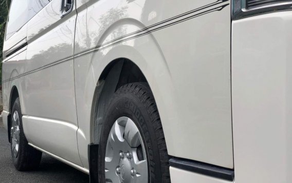 White Toyota Hiace 2014 for sale in Manual-3