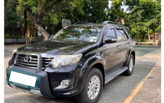 White Toyota Fortuner 2012 for sale in Parañaque-9