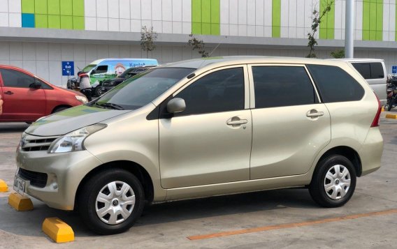 White Toyota Avanza 2014 for sale in Villasis