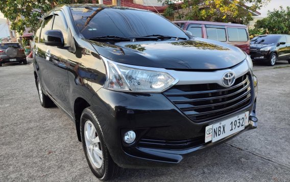 Black Toyota Avanza 2016 SUV / MPV for sale in Manila