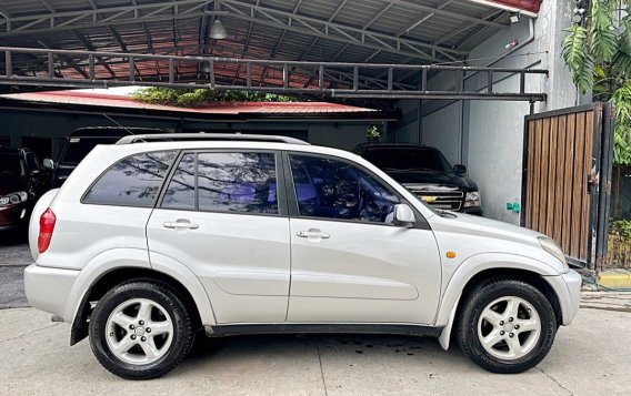 White Toyota Rav4 2002 for sale in Automatic-2