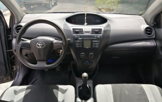 Selling White Toyota Vios 2012 in San Mateo