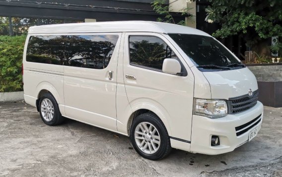 Sell White 2013 Toyota Hiace Super Grandia in Quezon City-2