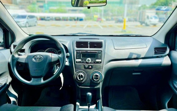 White Toyota Avanza 2018 for sale in Makati-5