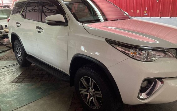 Sell White 2017 Toyota Fortuner in Pasig-1