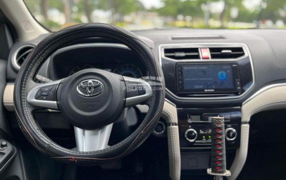 2020 Toyota Rush  1.5 G AT in Makati, Metro Manila-4