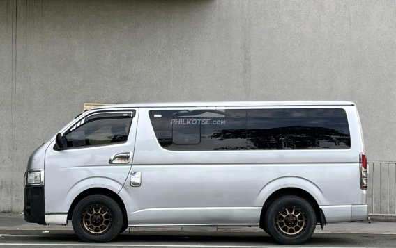 2017 Toyota Hiace in Makati, Metro Manila-1