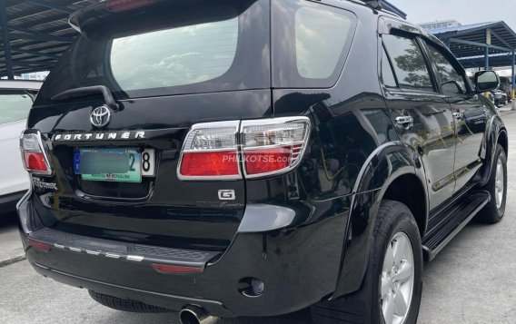 2011 Toyota Fortuner  2.4 G Diesel 4x2 AT in Quezon City, Metro Manila-21