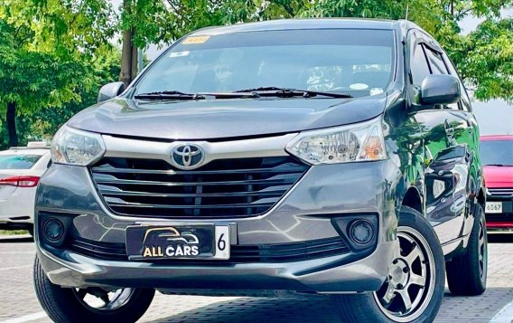 White Toyota Avanza 2018 for sale in Makati-2