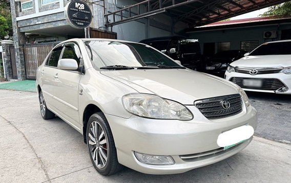 White Toyota Altis 2004 for sale in Automatic-1