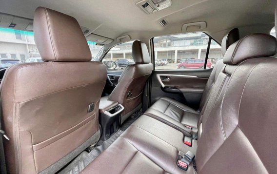 White Toyota Fortuner 2018 for sale in Automatic-9