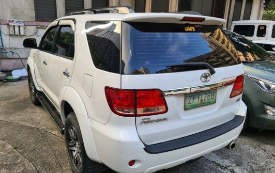 Sell White 2020 Toyota Fortuner in Manila-2