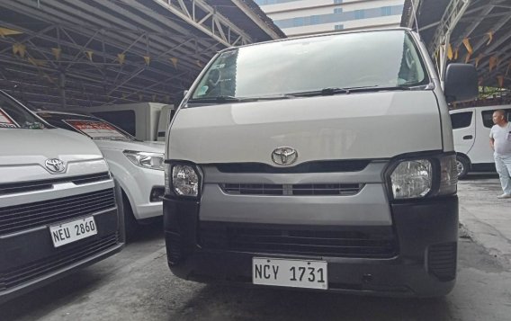 White Toyota Hiace 2018 for sale in Pasay-2