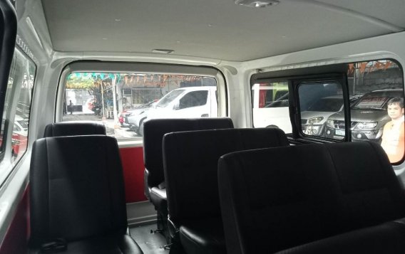 White Toyota Hiace 2018 for sale in Pasay-8