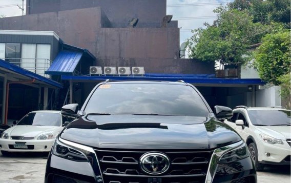 White Toyota Fortuner 2022 for sale in Pasig-6