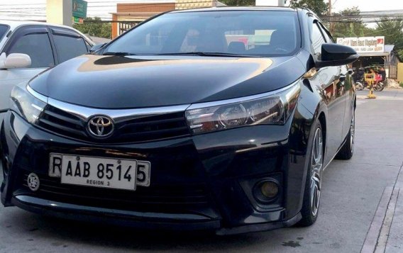 Silver Toyota Corolla altis 2014 for sale in San Fernando-3