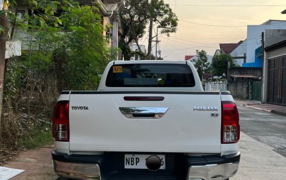Selling White Toyota Hilux 2018 in Malabon-3