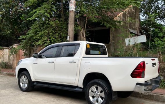 Selling White Toyota Hilux 2018 in Malabon-7