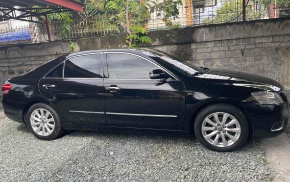 White Toyota Camry 2012 for sale in Manila-5