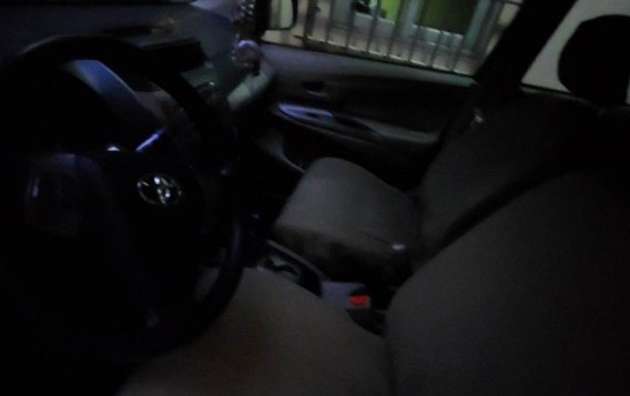 Sell White 2013 Toyota Avanza in Mandaluyong-3