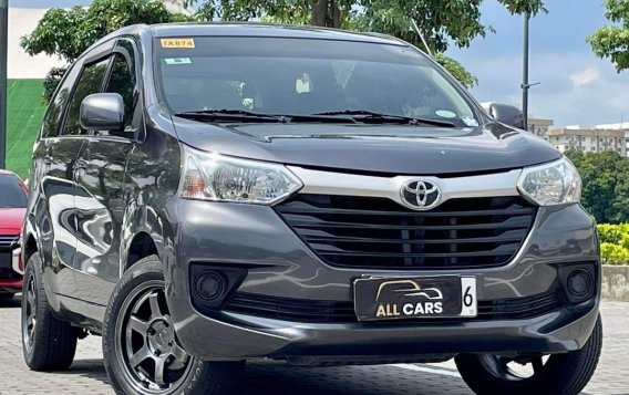 White Toyota Avanza 2018 for sale in Makati-1