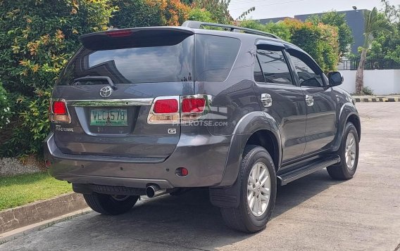 2008 Toyota Fortuner  2.4 G Diesel 4x2 AT in Angeles, Pampanga-3