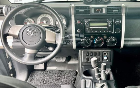 2014 Toyota FJ Cruiser  4.0L V6 in Manila, Metro Manila-2