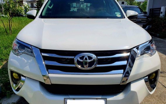 White Toyota Fortuner 2018 for sale in Santa Rosa