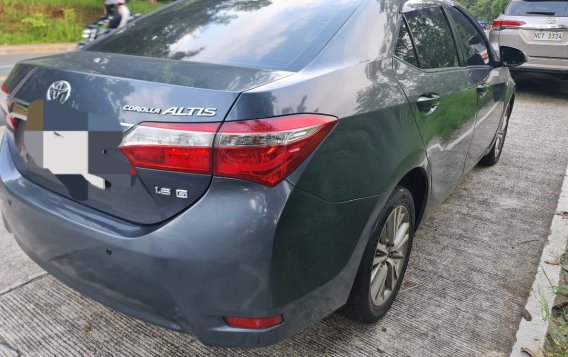 Selling White Toyota Corolla altis 2018 in Rizal-5