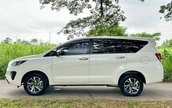 Sell White 2022 Toyota Innova in Manila-3