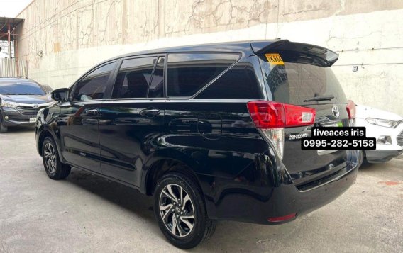 Sell White 2022 Toyota Innova in Mandaue-3