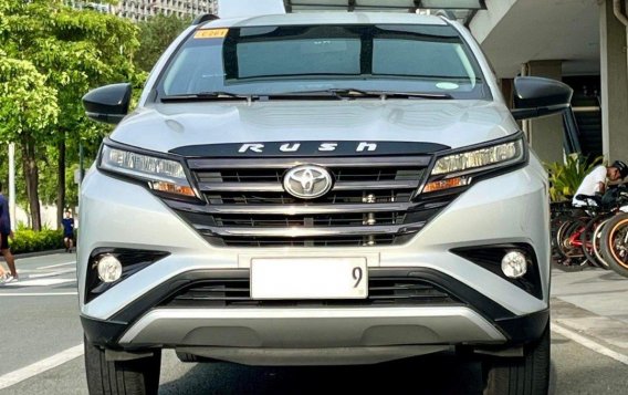 Selling Silver Toyota Rush 2020 in Makati-1