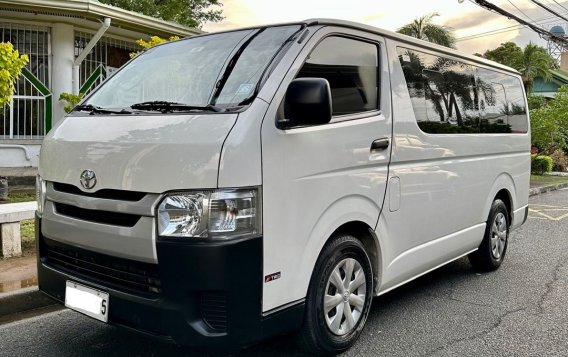 Sell White 2017 Toyota Hiace in Pasig