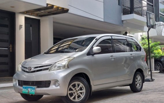 Sell White 2014 Toyota Avanza in Quezon City