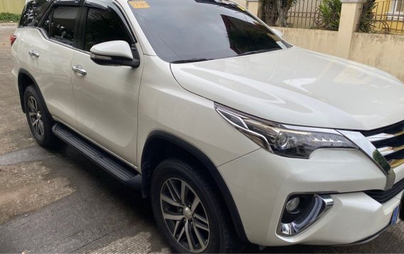 Sell White 2017 Toyota Fortuner in Santa Rosa-1