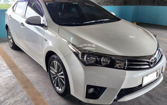 2016 Toyota Corolla Altis V 1.6 White Pearl  in Pasig, Metro Manila-4