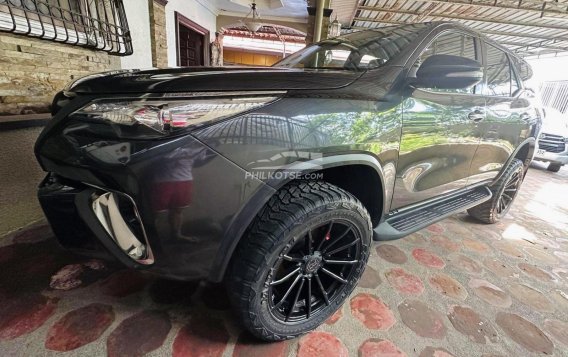 2018 Toyota Fortuner  2.4 V Diesel 4x2 AT in Manila, Metro Manila