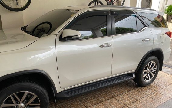 Sell White 2017 Toyota Fortuner in Santa Rosa-6