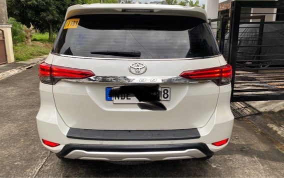 Sell White 2017 Toyota Fortuner in Santa Rosa-3