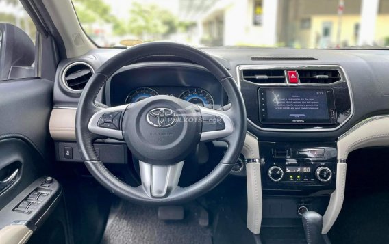 2019 Toyota Rush  1.5 G AT in Makati, Metro Manila-9