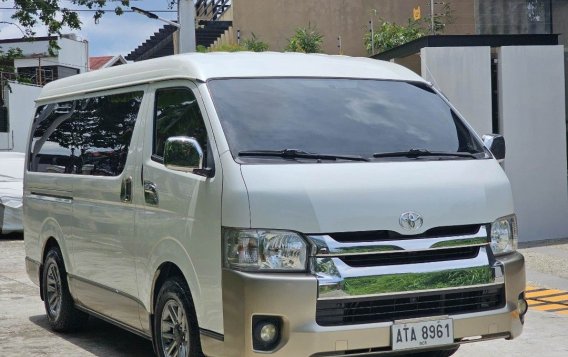 White Toyota Hiace 2015 for sale in Manila-1