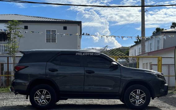 2022 Toyota Fortuner  2.4 G Diesel 4x2 AT in Pasay, Metro Manila-5