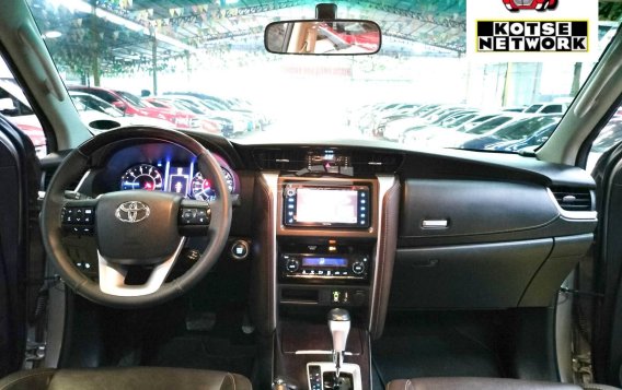 2018 Toyota Fortuner  2.4 V Diesel 4x2 AT in Quezon City, Metro Manila-8