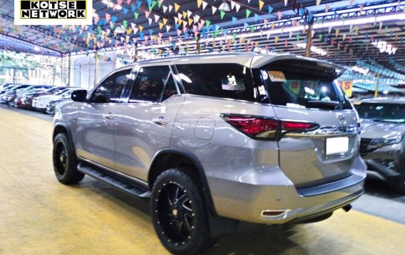 2018 Toyota Fortuner  2.4 V Diesel 4x2 AT in Quezon City, Metro Manila-14