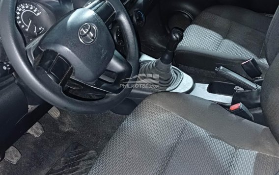 2016 Toyota Hilux in Cainta, Rizal-4
