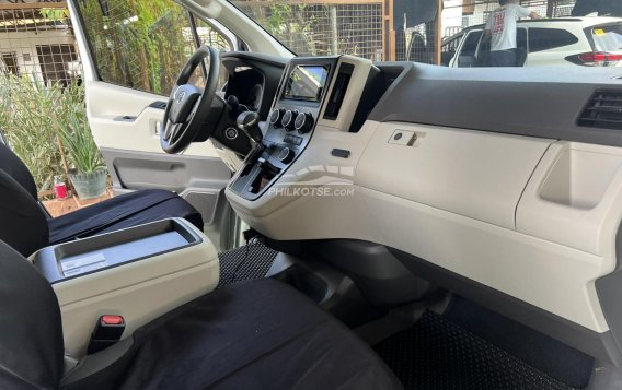 2021 Toyota Hiace  GL Grandia Tourer A/T in Manila, Metro Manila-14