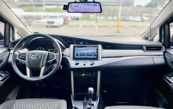 2018 Toyota Innova  2.8 E Diesel AT in Makati, Metro Manila-6