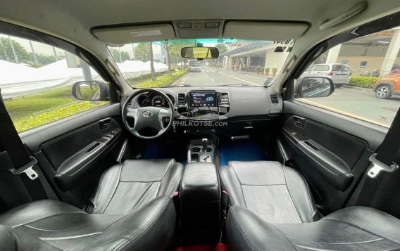 2016 Toyota Fortuner  2.7 G Gas A/T in Makati, Metro Manila-3